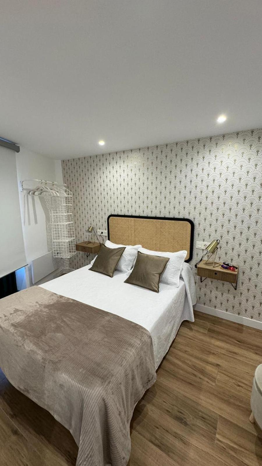 Apartamentos Urbanin II Plaza De San Pedro Кудільєро Екстер'єр фото