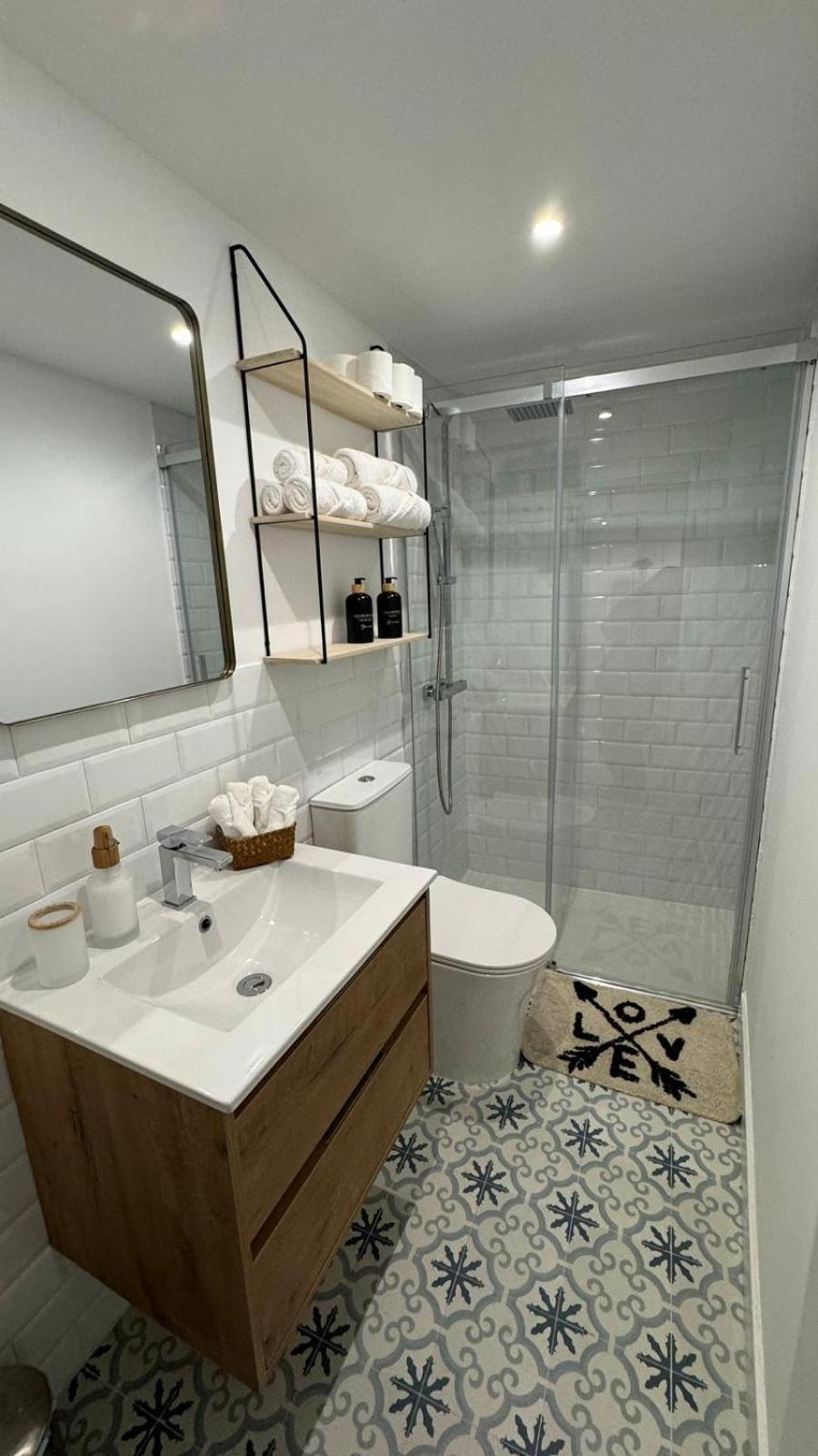 Apartamentos Urbanin II Plaza De San Pedro Кудільєро Екстер'єр фото